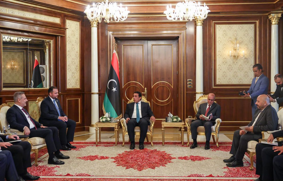 Hakan Fidan, Libya’da El-Menfi ile Görüştü