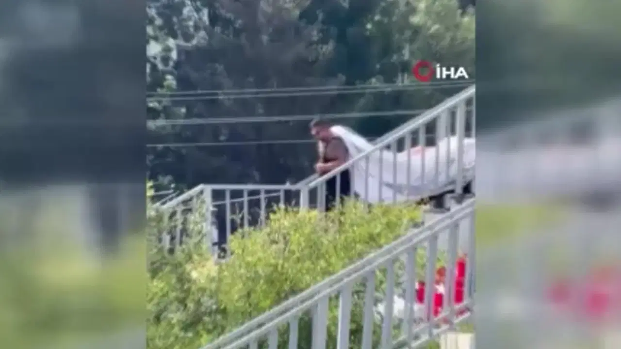AKP’li Cumhurbaşkanı Erdoğan’ın pankartını söken yurttaş tutuklandı
